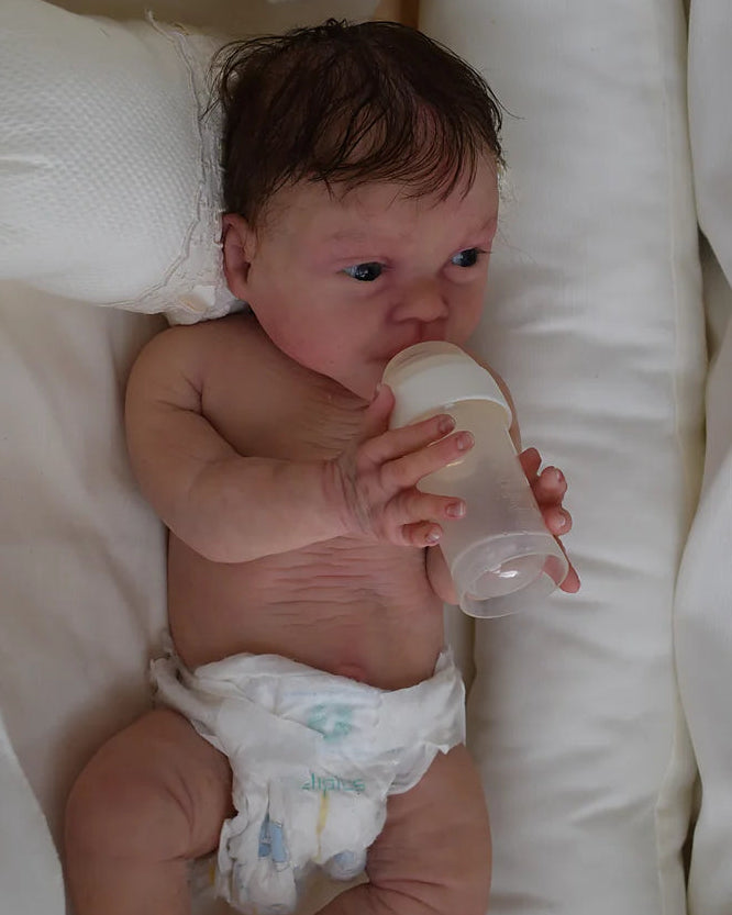 Kelly – 18-Inch Full Body Silicone Reborn Baby Girl