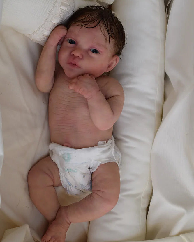 Kelly – 18-Inch Full Body Silicone Reborn Baby Girl