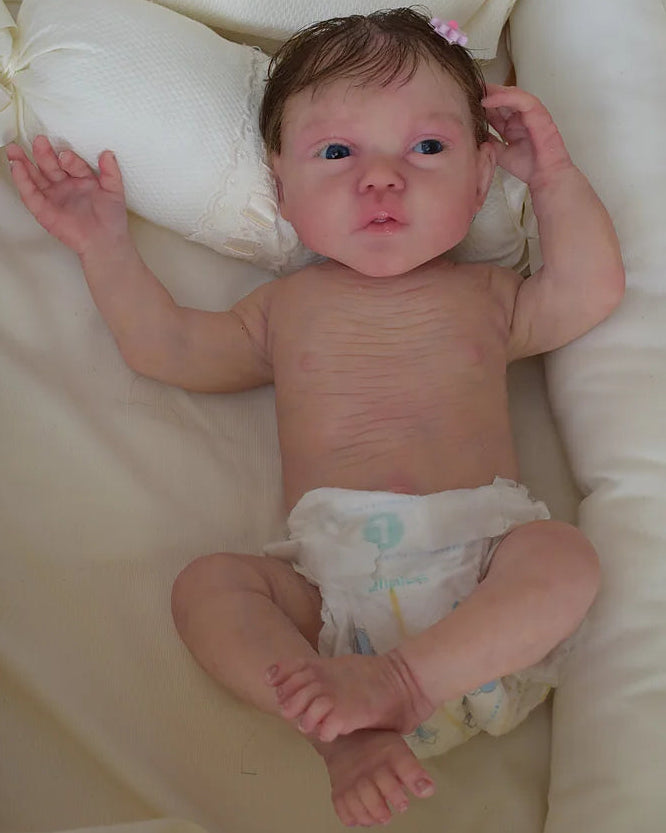 Kelly – 18-Inch Full Body Silicone Reborn Baby Girl